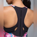 Lululemon Women’s  Floral Lightened Up Singlet Tank Secret Garden / Black EUC Photo 6