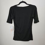 LuLaRoe Top Gigi Black Half Sleeve Fitted Neutral Casual Staple Photo 2