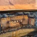 Torrid Denim Cutoff Shorts Womens size 20 button fly medium wash Photo 3