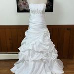 David's Bridal Beautiful David's Taffeta White Pickup Tiered Strapless Gown! Photo 0