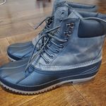 Tommy Hilfiger  Raviano Duck Boots size42 euro and 9  US women's run large Photo 0
