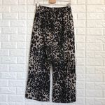 Boohoo  animal print leopard flowy pants‎ Photo 3