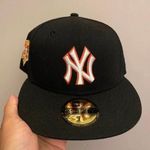New Era Hat club burger pack New York Yankees size 7 1/4 brand new sold out Photo 0