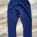 Brooks Cropped Leggings Photo 2