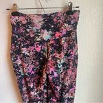 Lululemon  Base Pace High-Rise Crop 23"
Stencil Blossom Red Multi Photo 10