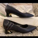 New , Lavishly Paris Buenos Aires Navy Iridescent Pointed Toe Heels Blue Size 7.5 Photo 3