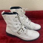Qupid  white cracked boots Photo 1