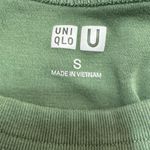 Uniqlo  Green Crew Neck Short Sleeve T-Shirt (S) Photo 2