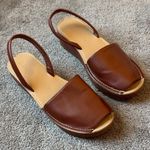Kenneth Cole Reaction Luggage Brown Fine Glass Platform Wedge Sandals SIZE 8.5 Photo 0