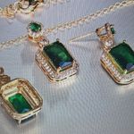 Faux Emerald Necklace Pendant & Earring Set Gold Photo 4