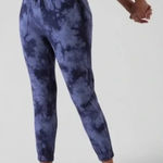 Athleta  Farallon Jogger Pant in Crystal‎ Dye Dress Blue Size Small Photo 0