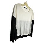 Obey  Lightweight Sweater nwot‎ Photo 1