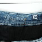 Miss Me Cuffed Capri Jeans Womens 28x22.5 Blue Denim Stretch Crochet Daisy Photo 4