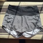 Lululemon  Speed Up Short Hi Rise 2.5” Monochromic Black/Black Sz2 Photo 0