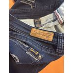 Seven 7 Women's Denim Jean Shorts 14 Embroidered Dark Wash Stretch Inseam 5.75” Photo 9