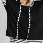 Jade by Jane BLACK & WHITE DOUBLE LAYER HOODIE TOP Size L Photo 0