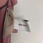 Nine West , small pink purse, 11X4X10, 7” strap, zipper closure Photo 7