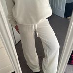 H&M  white pants  Photo 1