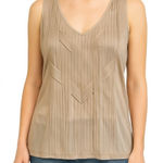 Jennifer Lopez  Tan V-Neck Tank Top Photo 0