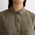 Everlane  The Boxy Overshirt in Buttersoft in Kalamata, Size X-Small Photo 2