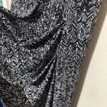 Peter Nygard  Sheath Dress Size 16 black white Ruched side stretchy jersey knit Photo 3