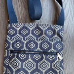 Crossbody Bag Travel Purse Lightweight‎ Shoulder Bag Aztec Print Thirty one Blue Photo 0