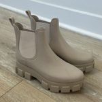 Jeffrey Campbell  Platform Lug Rainboots Chelsea Boot Cream Photo 4