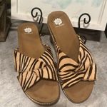 Yellow Box  Kassie Women's Zebra Print Sandals Size 10 Photo 0