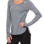 Reebok  long sleeve workout top Photo 0