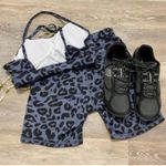 Size M leopard print workout Shorts set fitness gym athletic athleisure Size M Photo 2