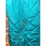 Crown & Ivy  lightweight puffer vest, size Small Photo 2