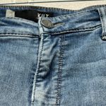 Kut From The Kloth  Size 8 Naomi Fab Ab Straight Leg Distressed Medium Wash Photo 4