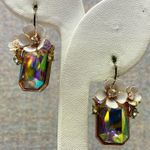 Iridescent Faceted Gem White Flower Accent Whimsical Fairycore Dangle Earrings Purple Photo 0
