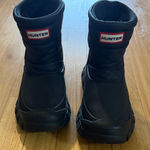 Hunter Black Intrepid Insulated Short Snow Boots Sz 6 Photo 0