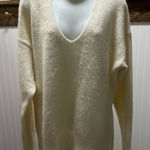 Highland Park Cream Oversized Deep V Photo 0