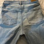 American Eagle  Jeans Size 6 Regular Inseam 27 inches Mom Straight Stretch Photo 2