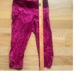 Lululemon Run Size 4‎ Top Speed Crop Ace Spot Pink workout capris Photo 1