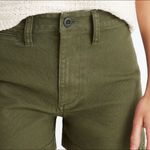 Madewell  | Emmett High Waisted Shorts Loden Green Photo 4