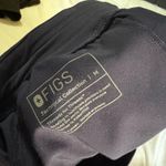 FIGS  navy set  Photo 4