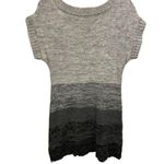 L.E.I . Gray White Black Ombre Knit Short Sleeve Scoop Neck Mini Sweater Dress Photo 3