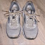 Brooks ghost Grey woman’s 7.5 running shoes Photo 5
