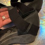 ALDO Otbt Women's Dark Gray Closed Toe Wedge Shoes Photo 4