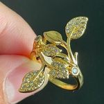 18k gold plated leaf Austrian crystal ring size 7 Photo 0
