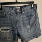 Madewell  Rip and Repair Edition Boy Jean shorts. Photo 3