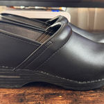 Dansko  Black Leather Clogs size 40 (9.5-10US) Photo 0