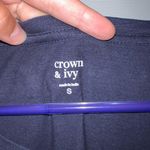 Crown & Ivy T-shirt Photo 3