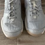 New Balance 696 Women’s Tennis Shoes Gray Size 7.5 WCH696G5 Athletic Sneakers Photo 2