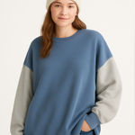 American Eagle Blue Jegging Fit Ahh-amazingly Soft Colorblock Oversize Crewneck Photo 0