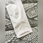 Lululemon NWT Swiftly Tech Cropped Long Sleeve 2.0 - White, Size 2 Photo 5