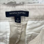 Banana Republic  Classic Tan Khaki Chinos Pants Size 4 Photo 1